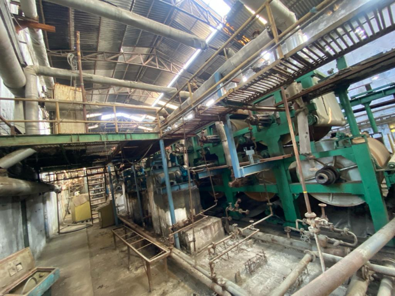  8000 Tons Scrap with 10 Acres Land  for Sale