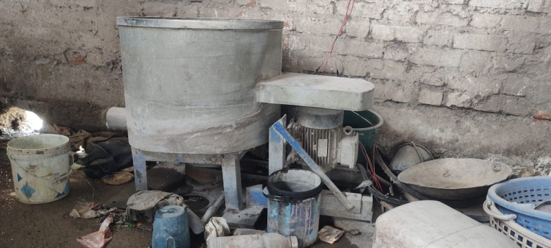 For Sale: Dana Plant 