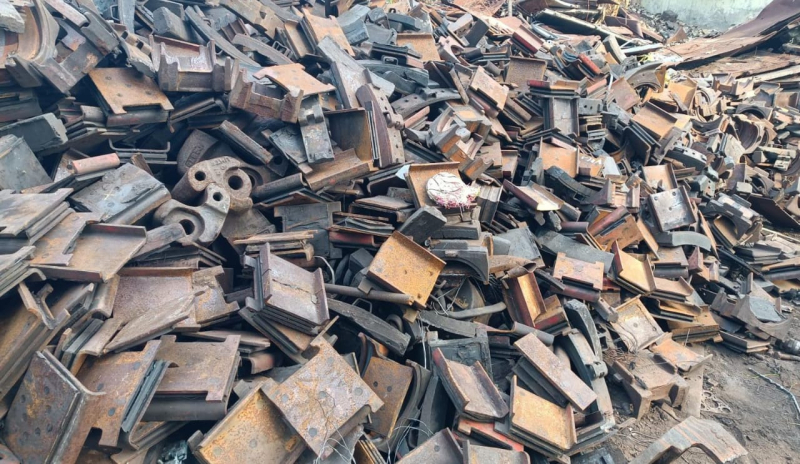  Iron Scrap