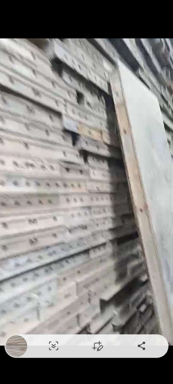 For Sale: Aluminium Centering Plate