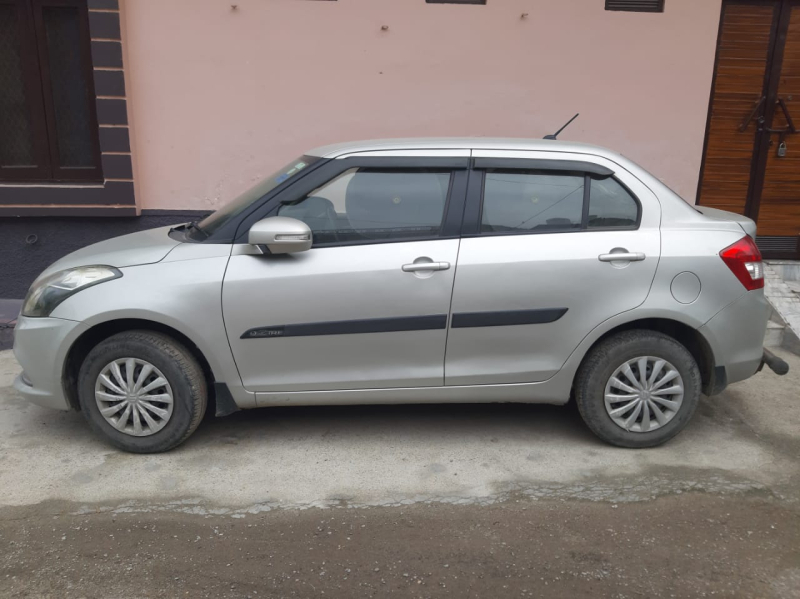 Swift Desire VXI for sale