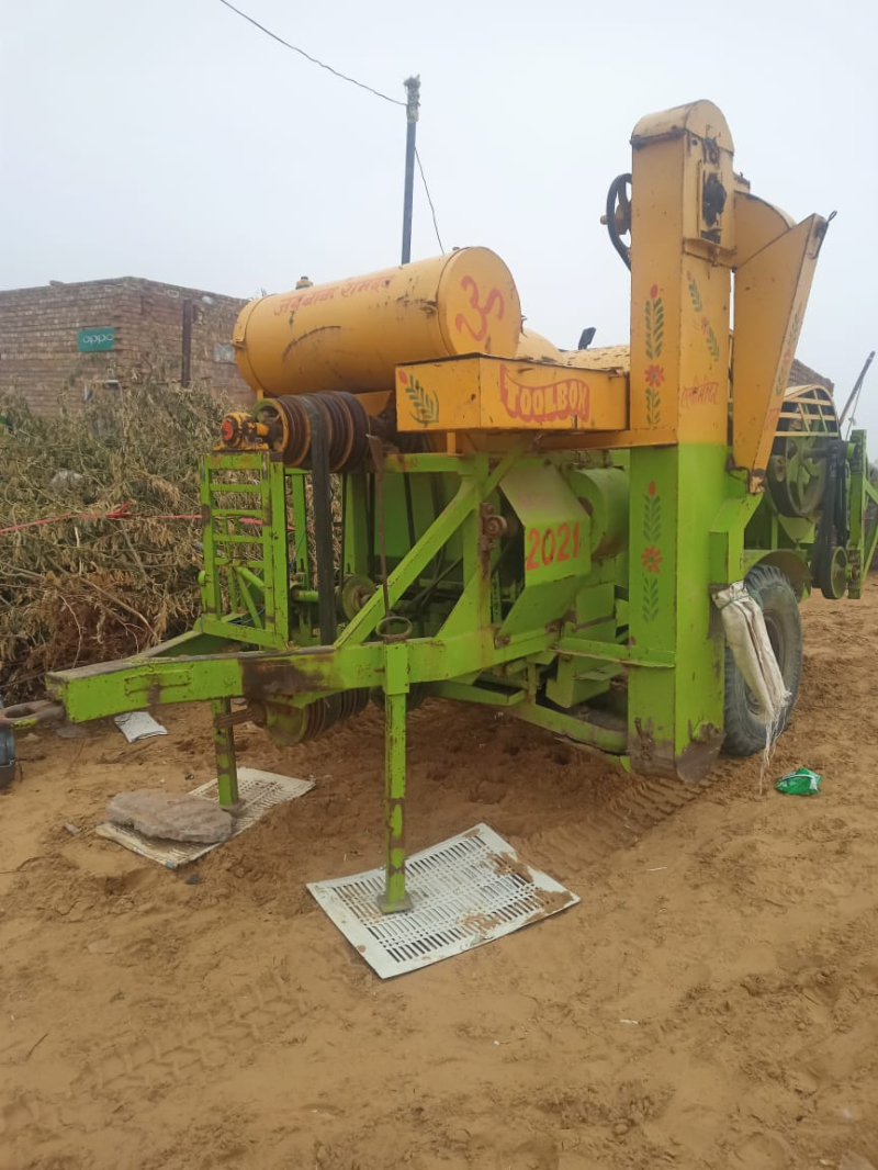 For Sale: Mini Thresher