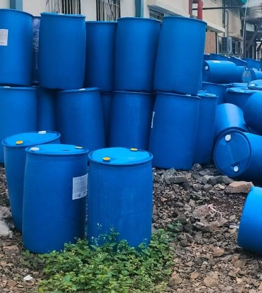 For Sale: Plastic Drums in Bulk
