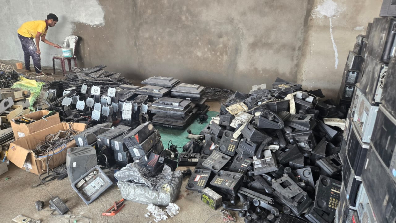  Sale for: Bulk Computer Scrap / E-Waste 