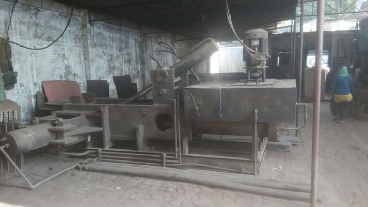 For Sale: Triple Action Hydraulic Bailing Press 