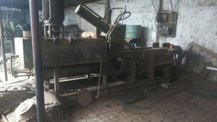 For Sale: Triple Action Hydraulic Bailing Press 