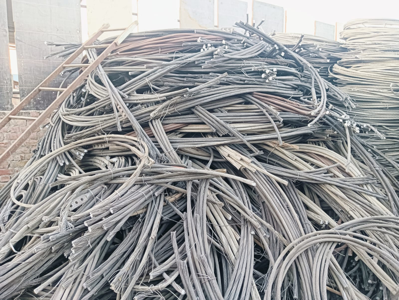 For Sale: Aluminum Wire