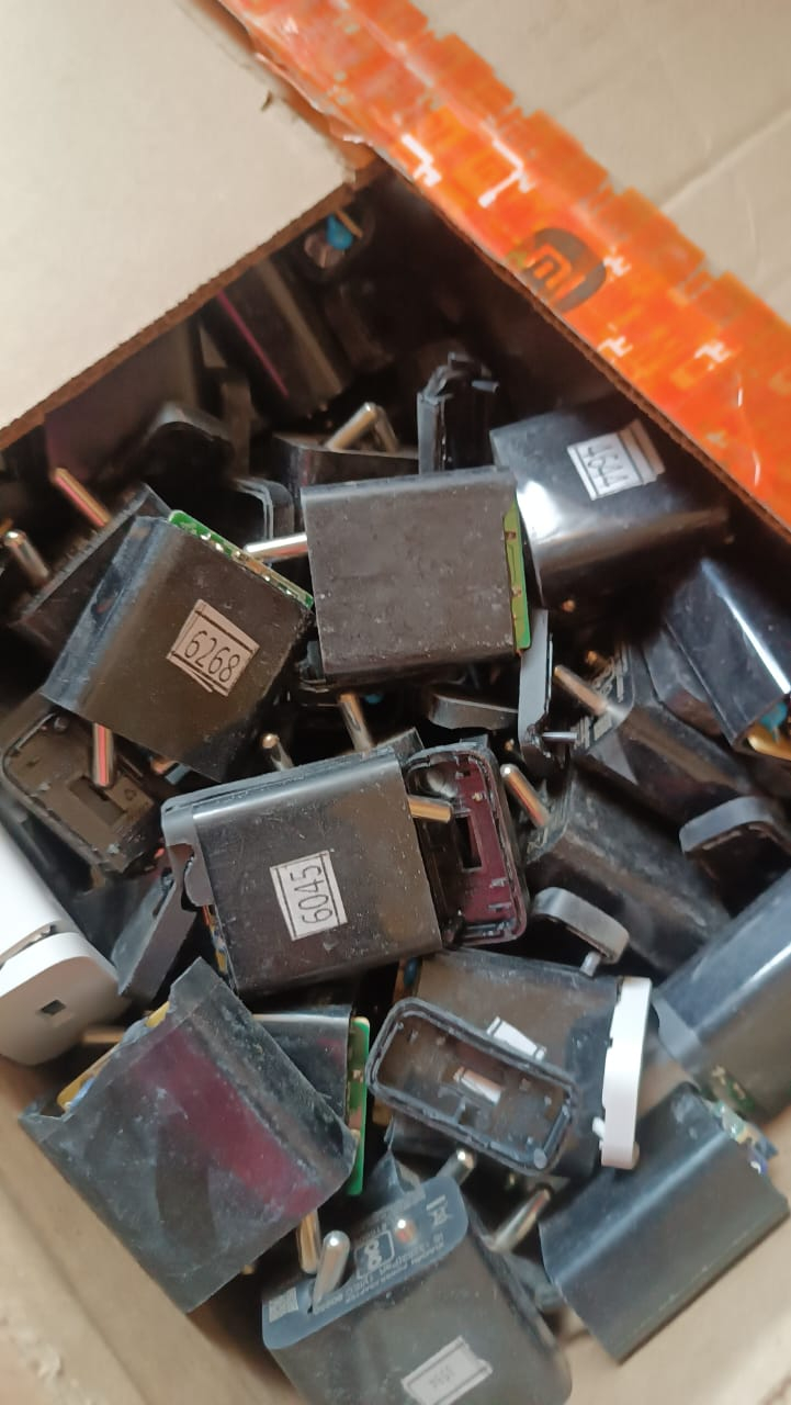 For Sale: Mi Charger