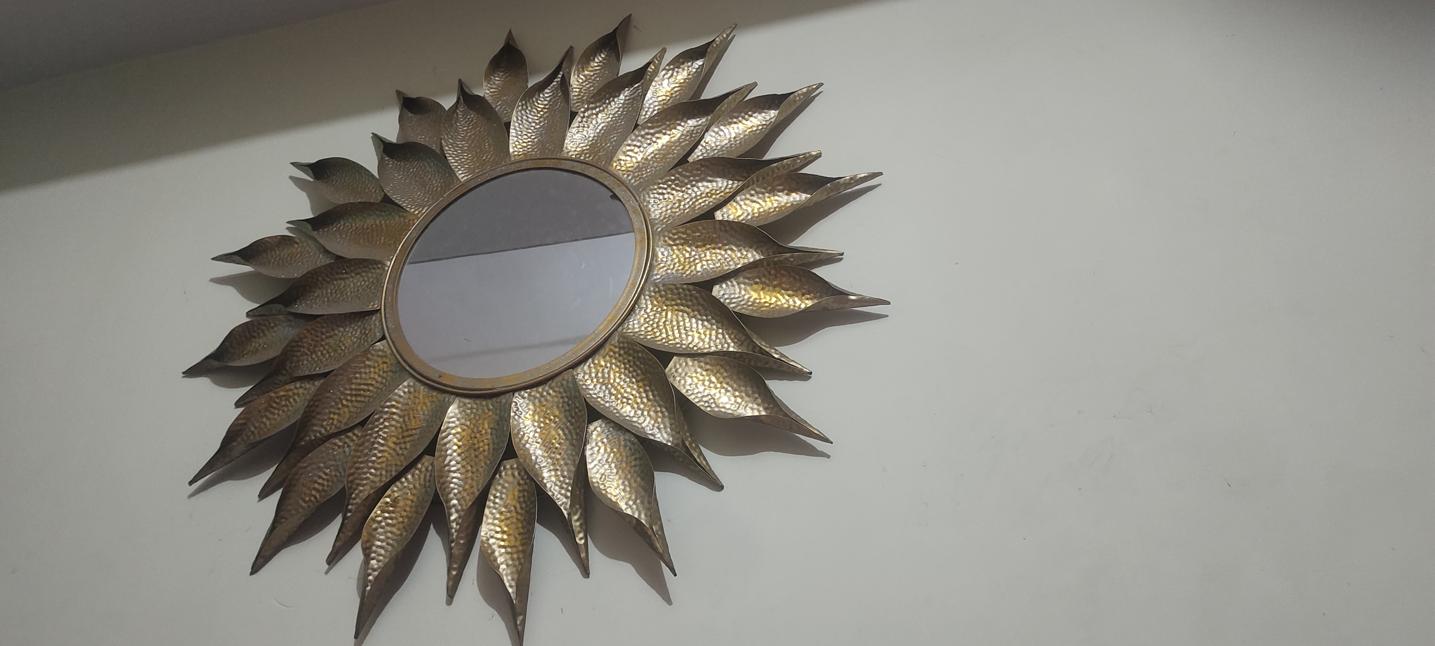 brass mirror good condition 