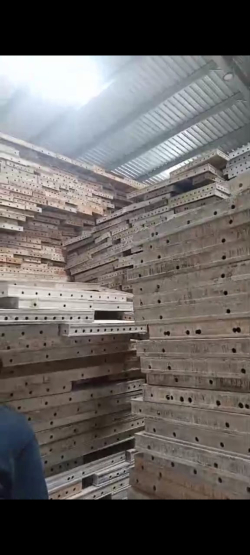 For Sale: Aluminium Centering Plate